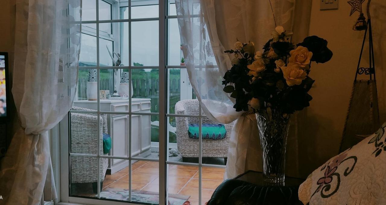 Cozy Cottage Retreat In Listowel Pet Friend Exterior photo