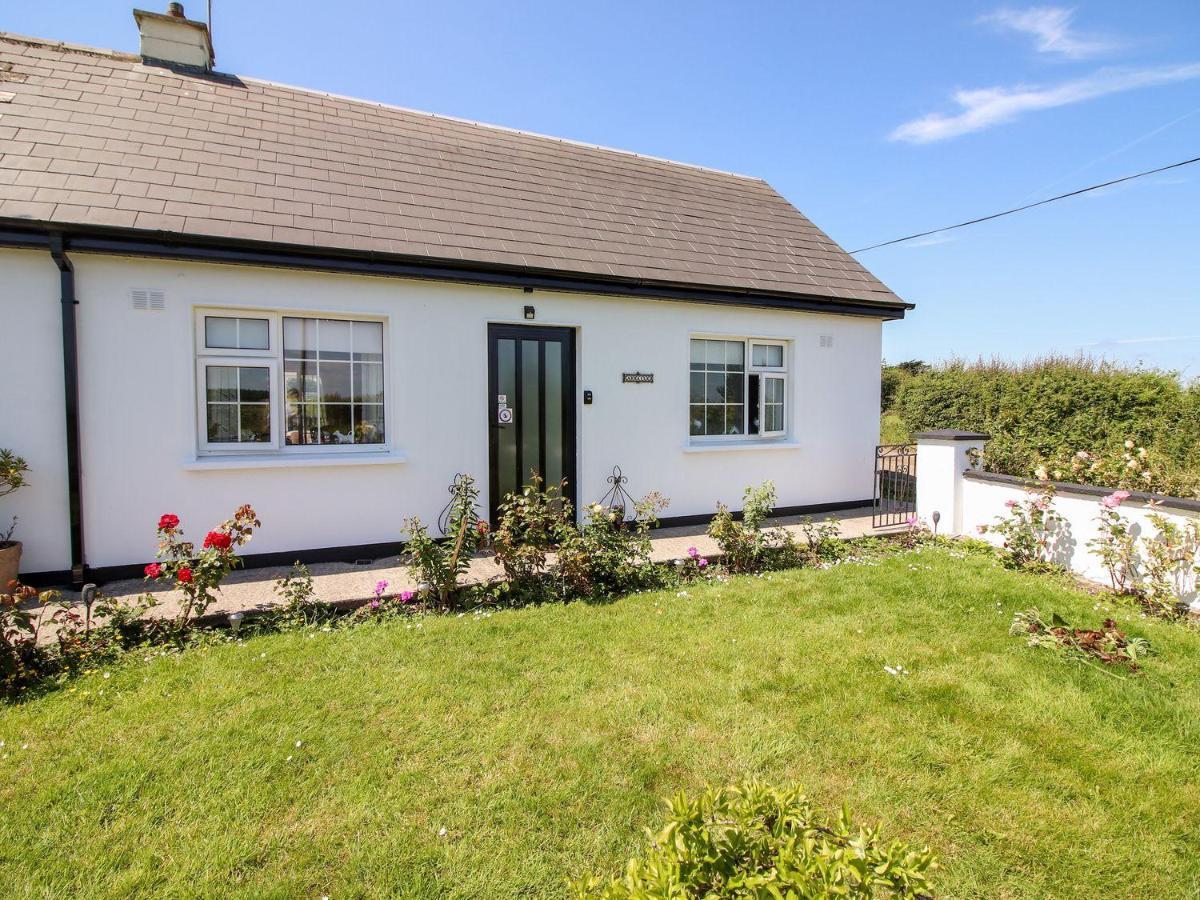 Cozy Cottage Retreat In Listowel Pet Friend Exterior photo